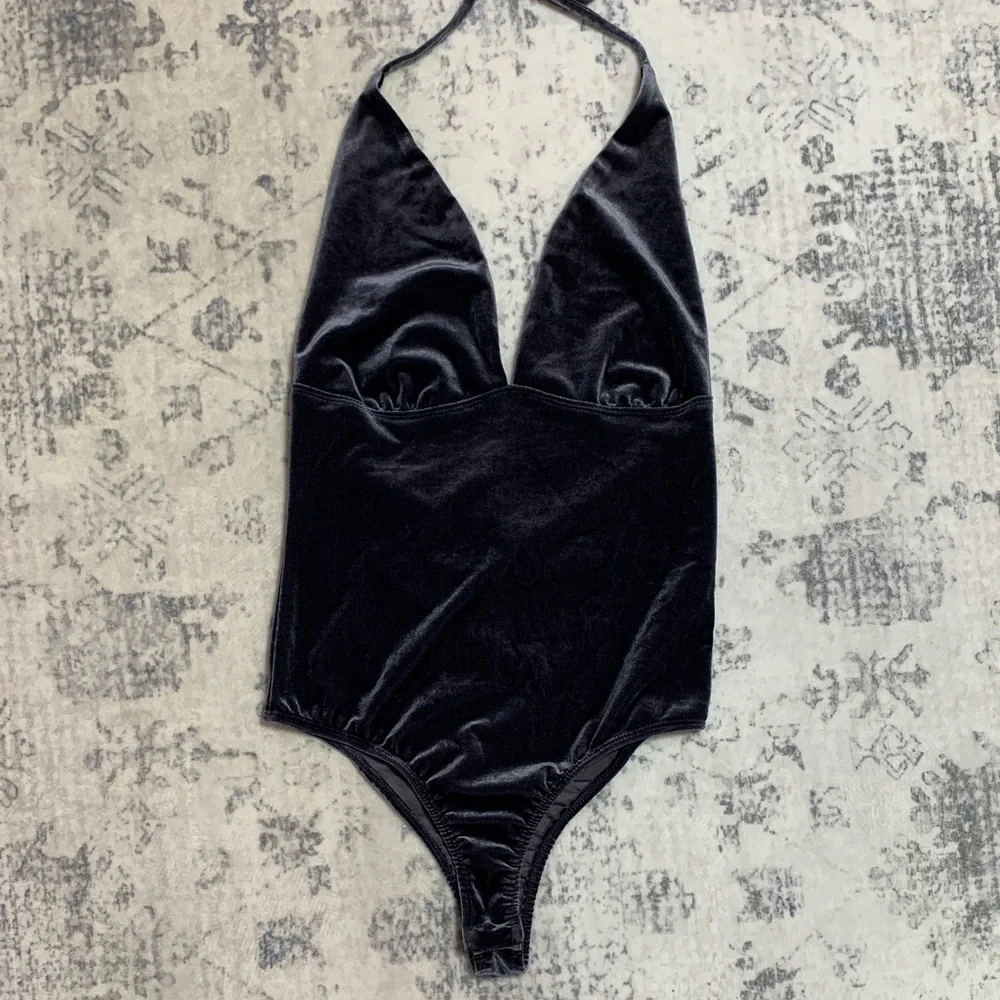 LA HEARTS Blue Velvet Halter Bodysuit XS - Picture 2 of 7